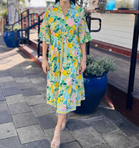 Islapayal - Cape Midi Dress