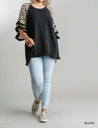 Umgee - Leopard Bell Sleeve Layered Top