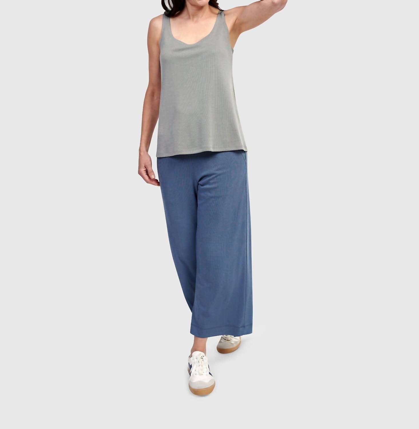 Alembika - Essential Relaxed Tank