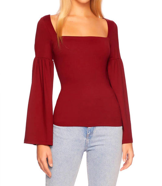 BELL SLEEVE TOP