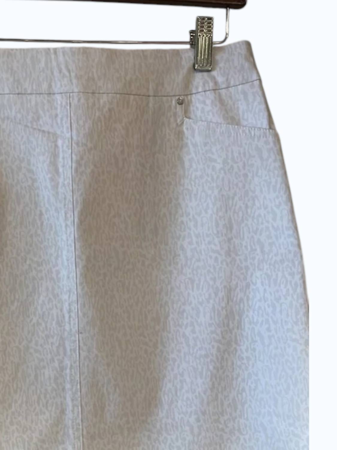 Renuar - Women's Signature Skort