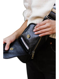 Modern + Chic - Women's Sutton Sling Crossbody Fanny Bag