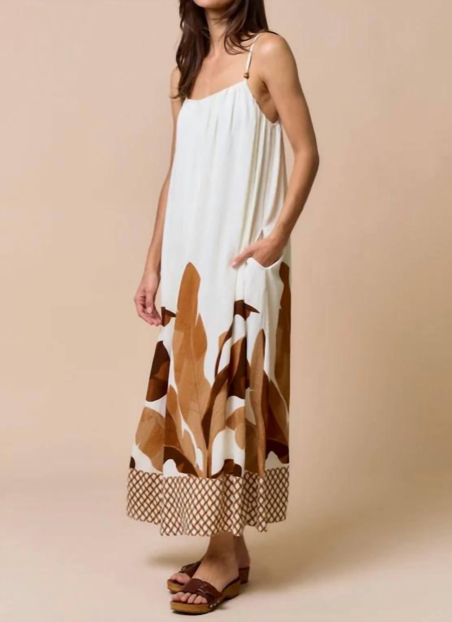 Lalavon - Sarai Strappy Leaf Print Maxi Dress