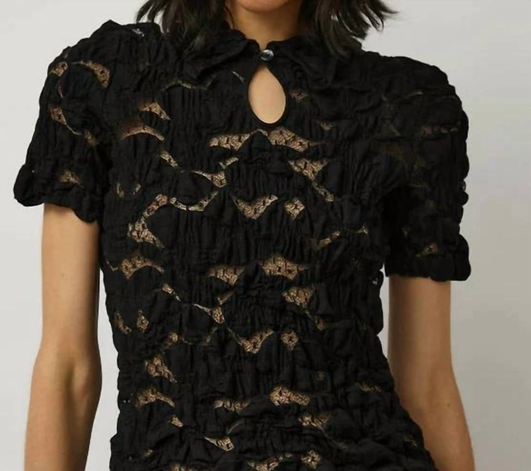 No. 6 - Rema Top