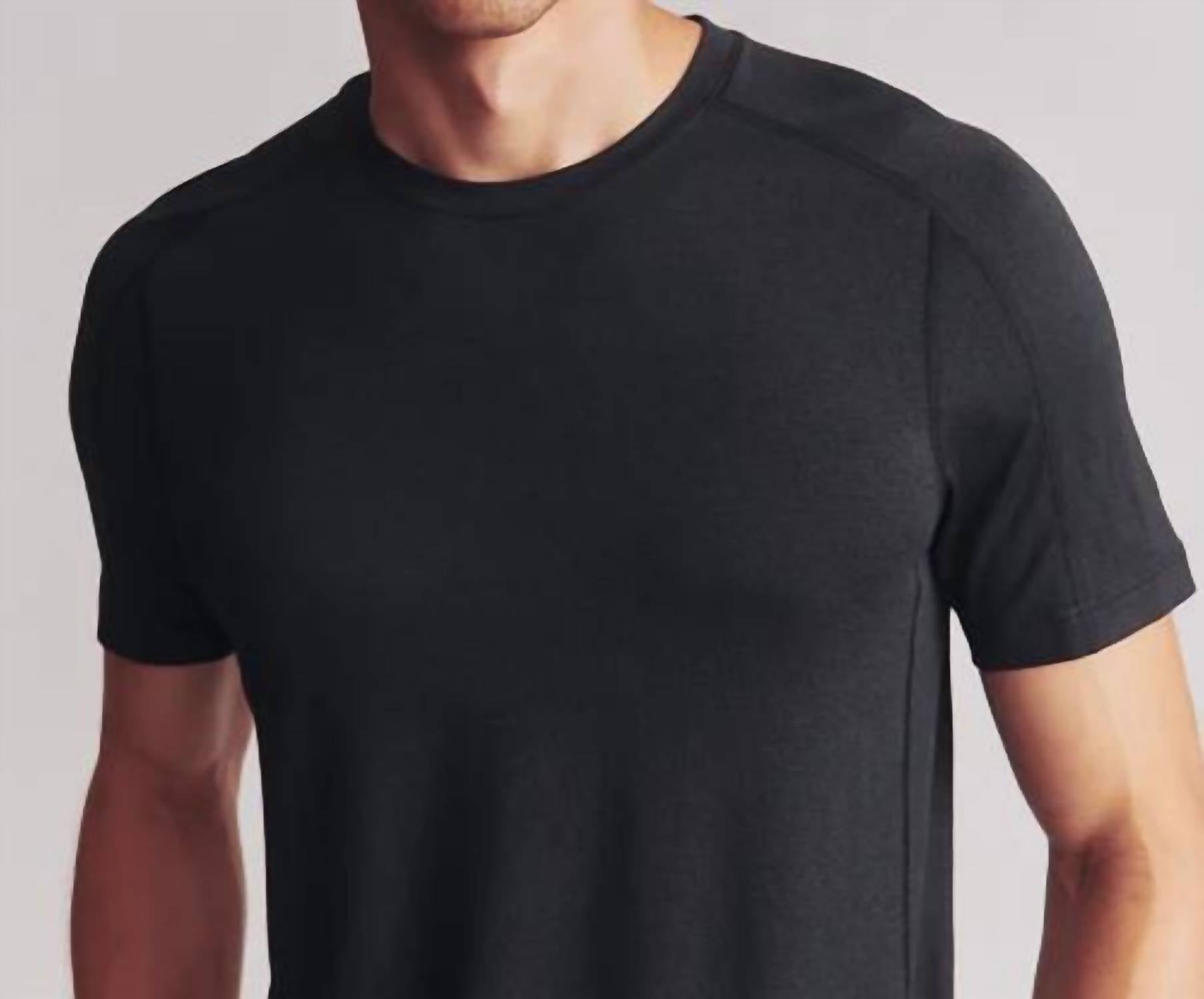 Rhone - Invictus Training Tee Top