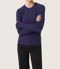 Soaked In Luxury - Spina Slim Fit Crew Neck Pullover Sweater