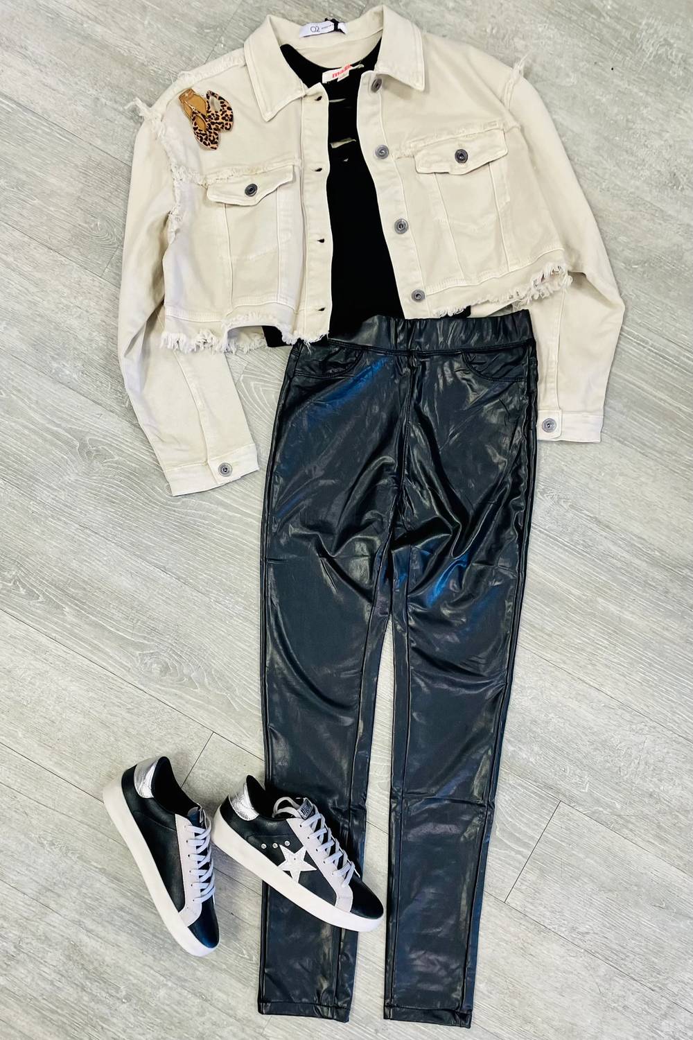 Q2 - Leather Look Leggings