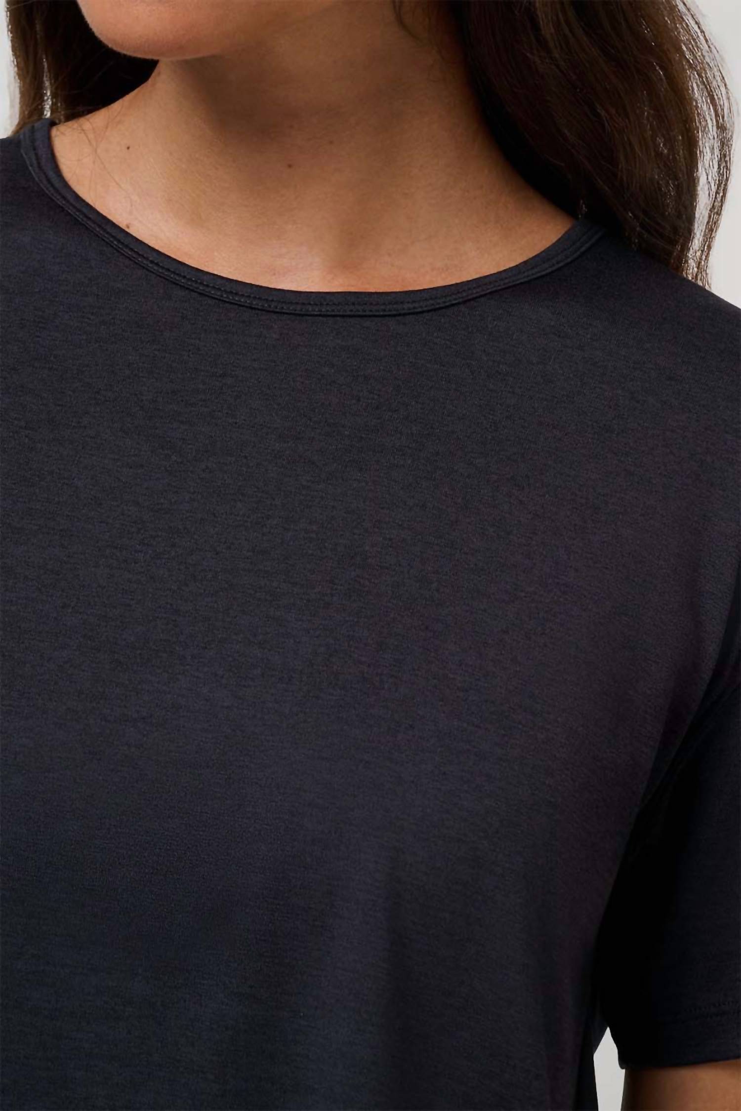 Travismathew - Celestia Cropped Short Sleeve Top