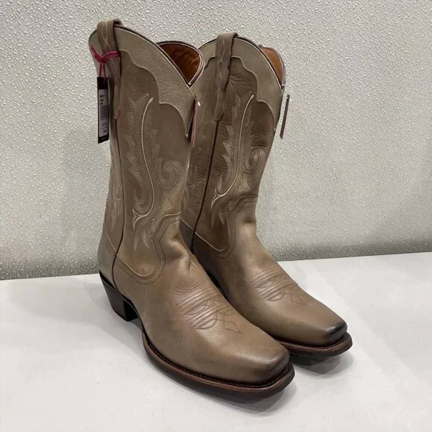 Idyllwind Women's Leather Western Boots in brown - women's shoe - detail view