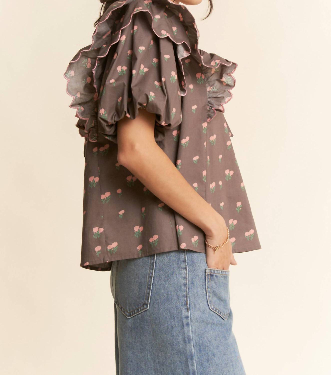 Davi & Dani - Contrast Edge Ruffle Puff Sleeve Blouse Top