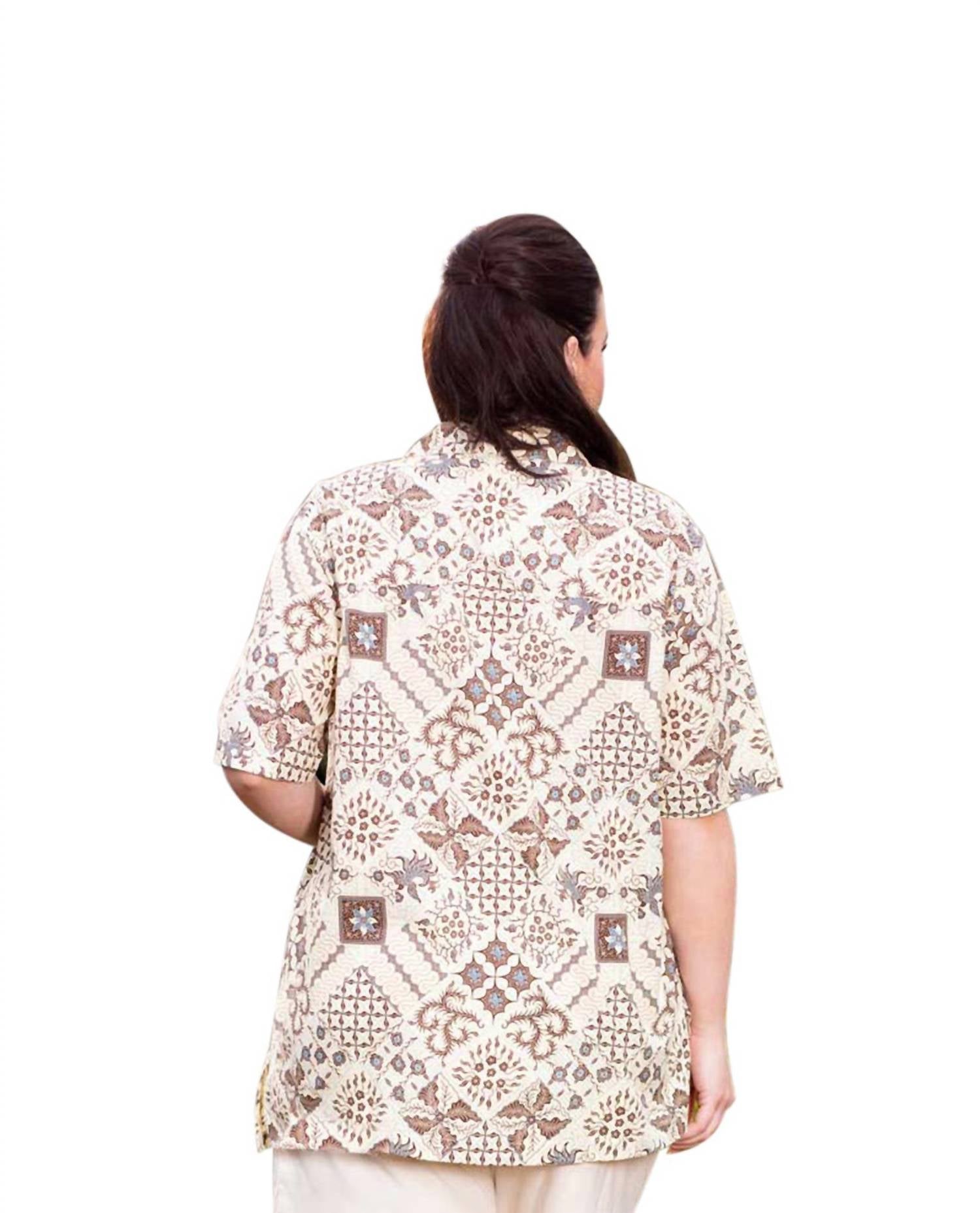On The Plus Side - Trinity Print Short Sleeve Button Up Shirt - Plus
