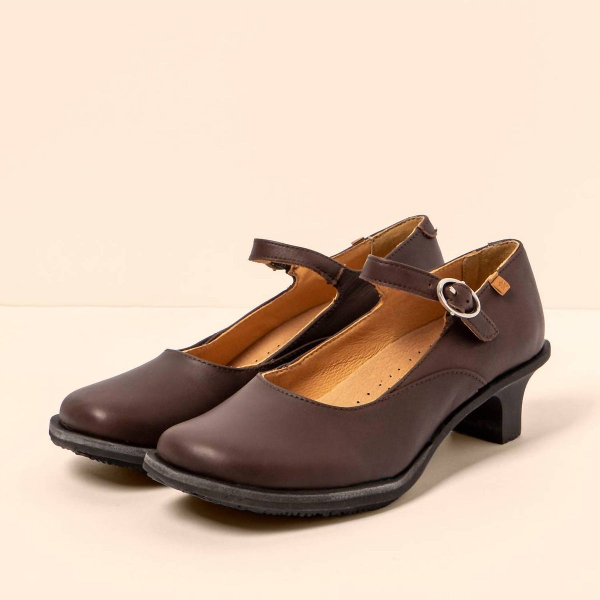 El Naturalista - WOMEN'S IGUSA WAX NAPPA SHOES