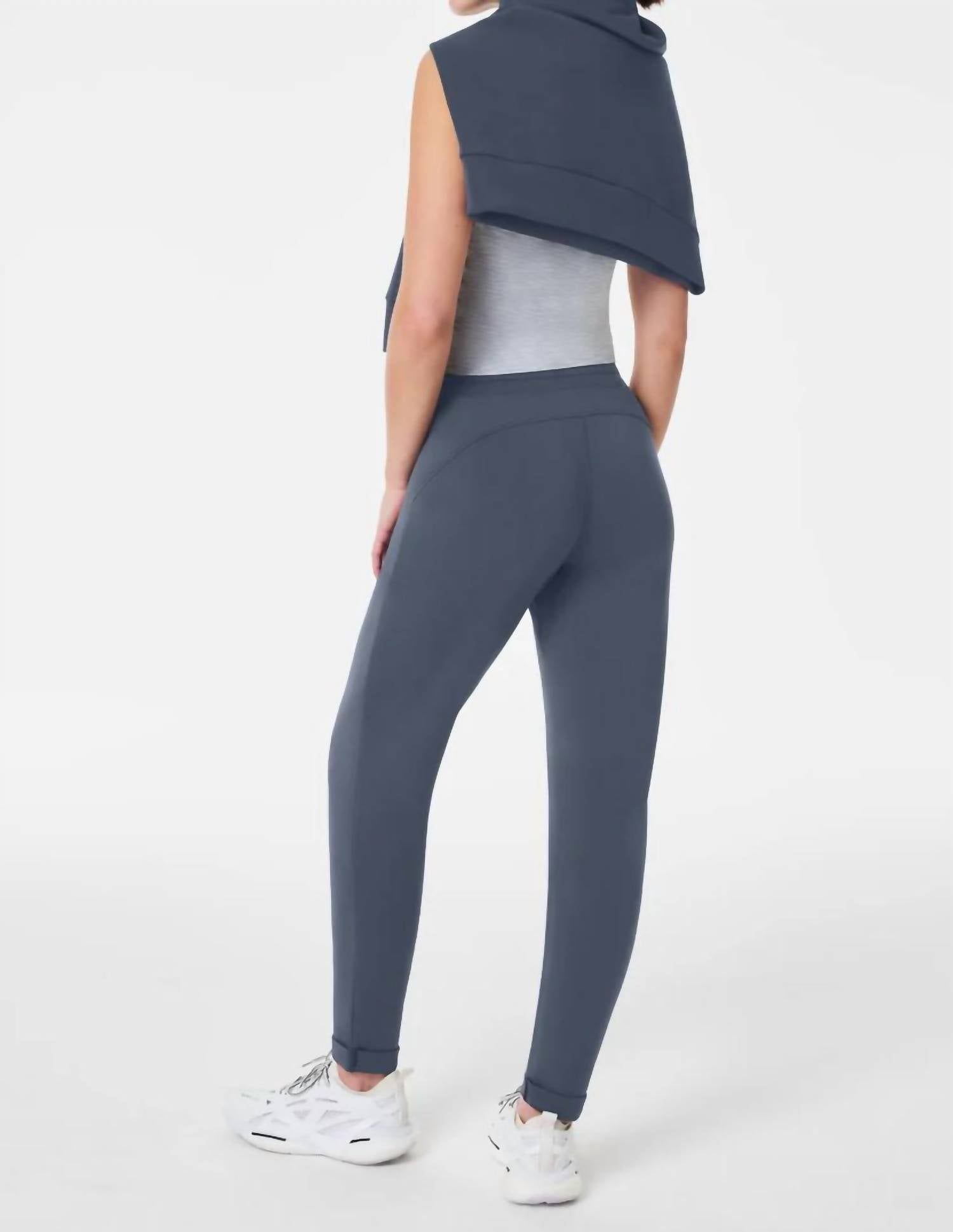 Spanx - Airessentials Tapered Pants