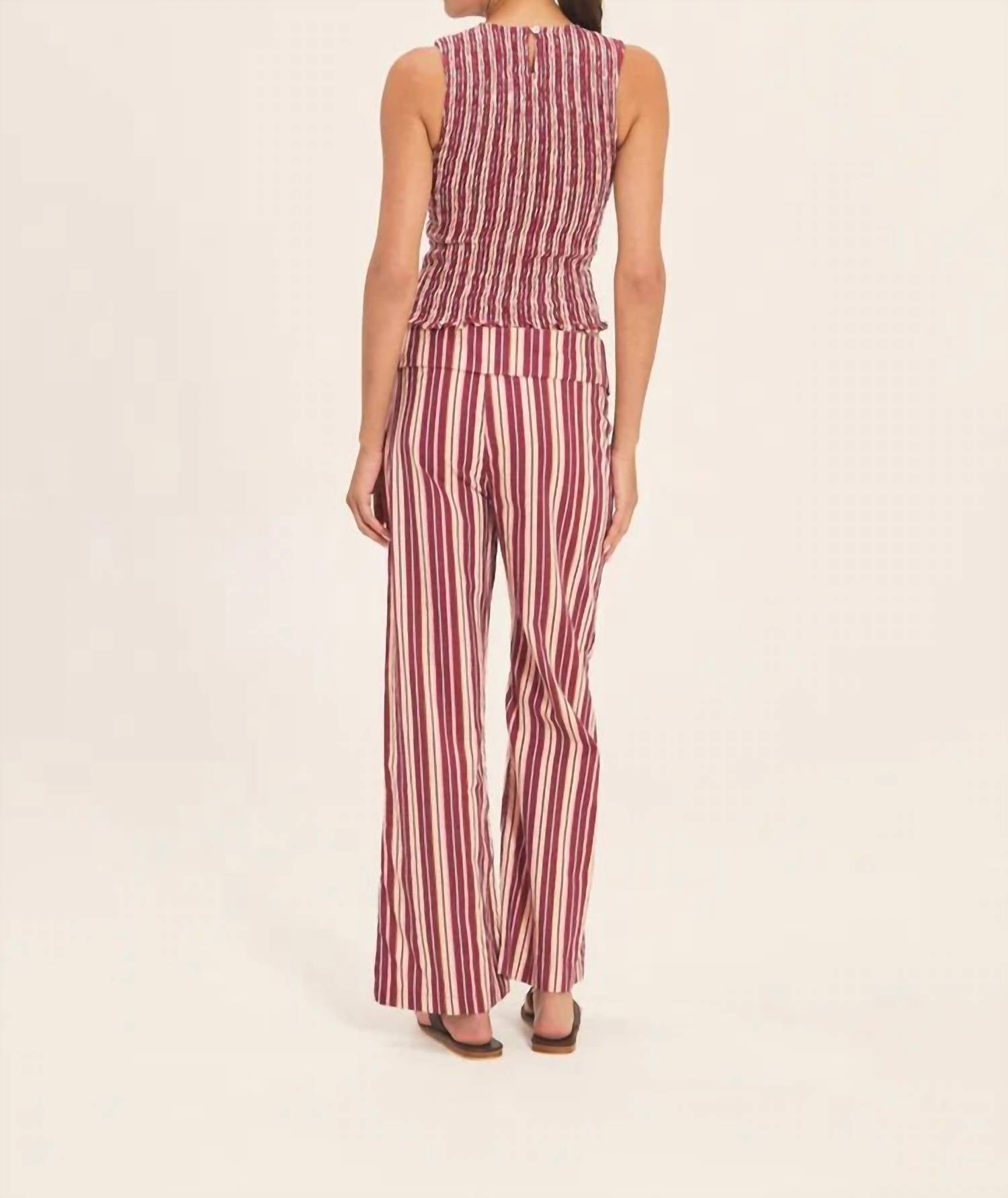 Jula - Aya Sleeveless Top