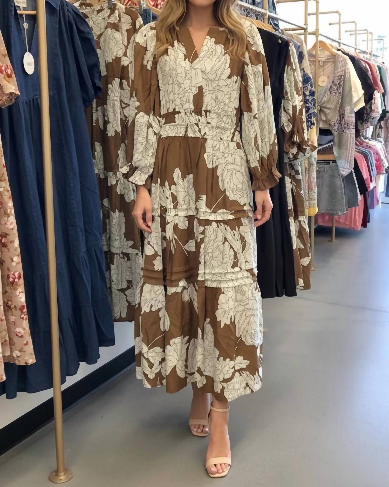 She + Sky - Women's Sleeve Pintuck Tiered Floral Print Woven Midi Dress