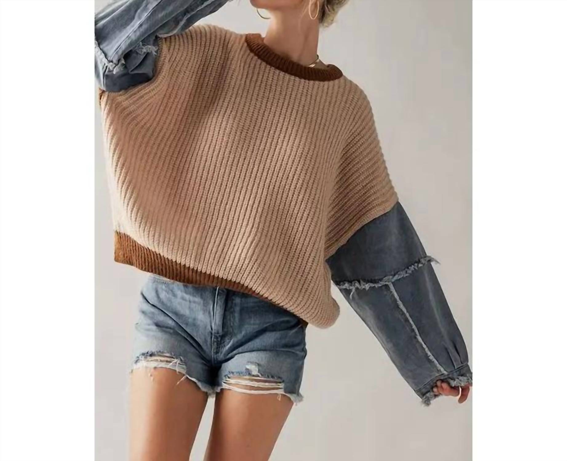 Urban Daizy - Contrasting Denim Sleeve Sweater