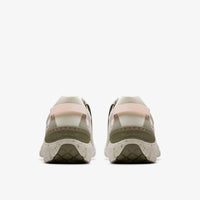 Clarks - Women's Wave Plateau AP Sneakers