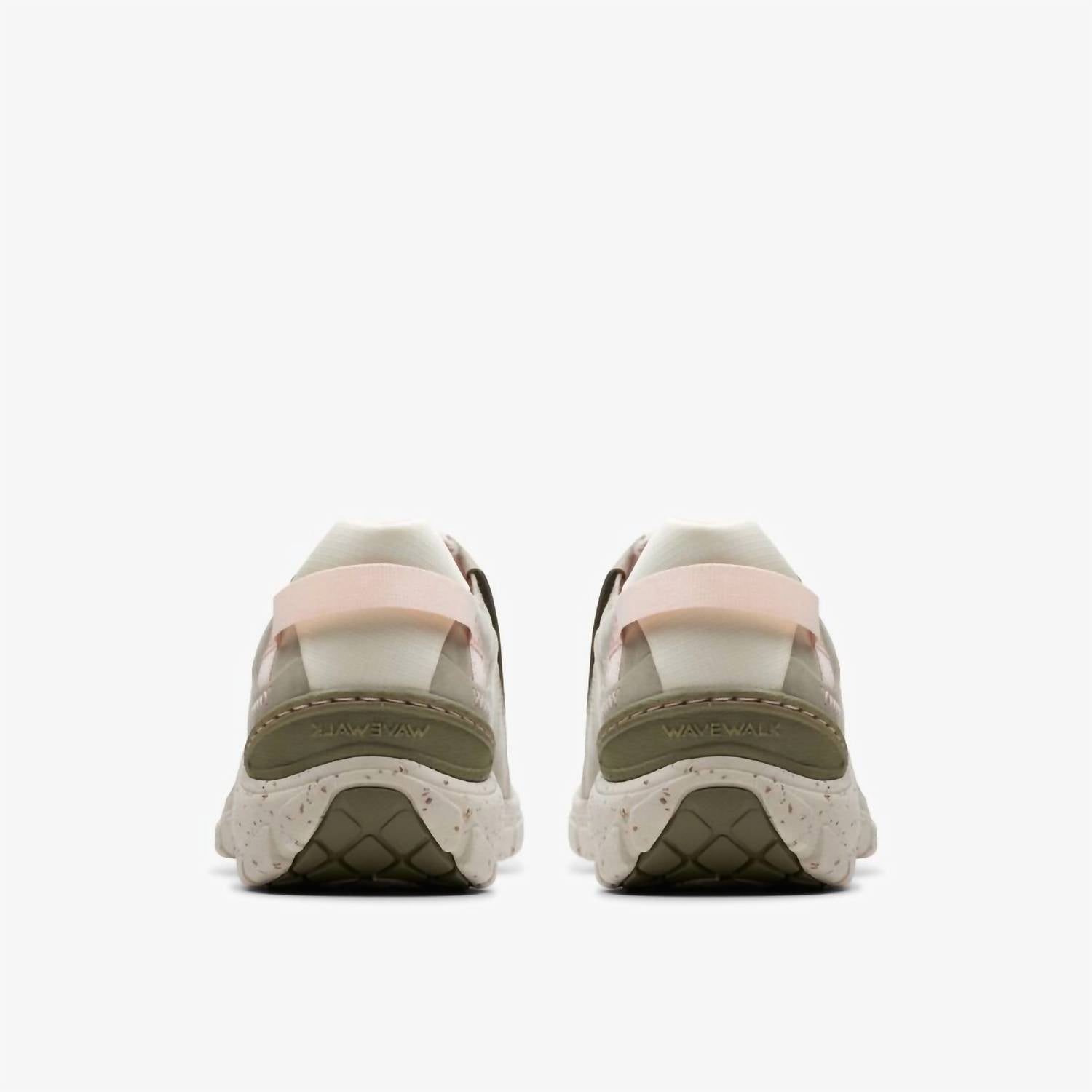 Clarks - Women's Wave Plateau AP Sneakers