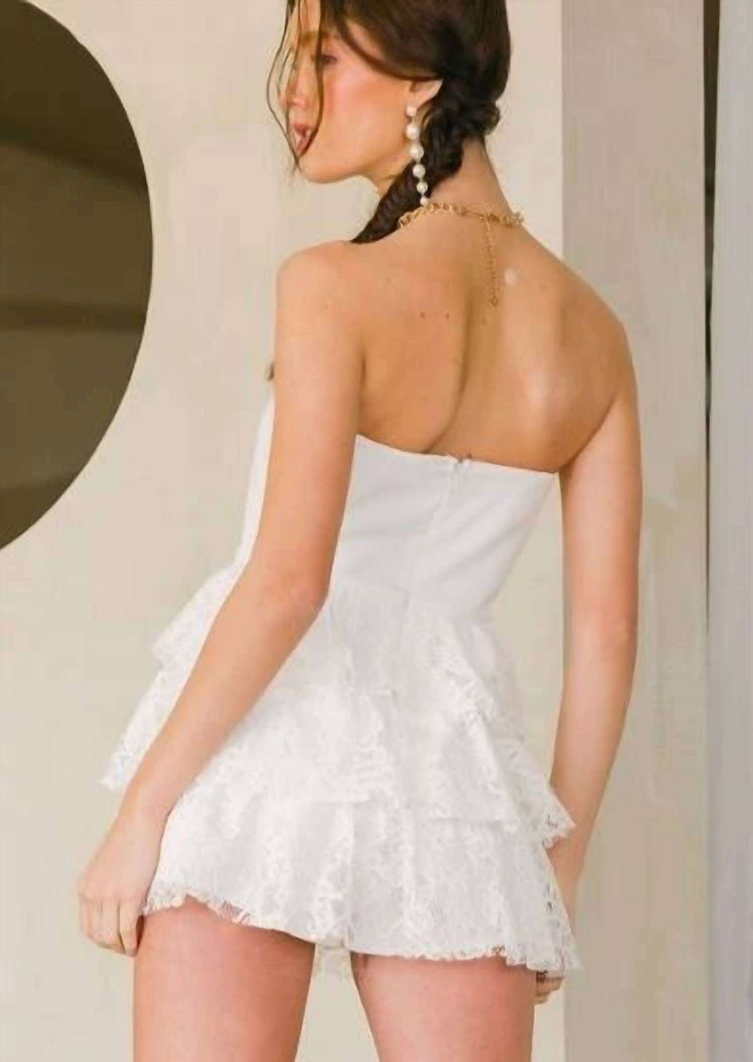 Idem Ditto - Strapless Bustier Tier Lace Romper