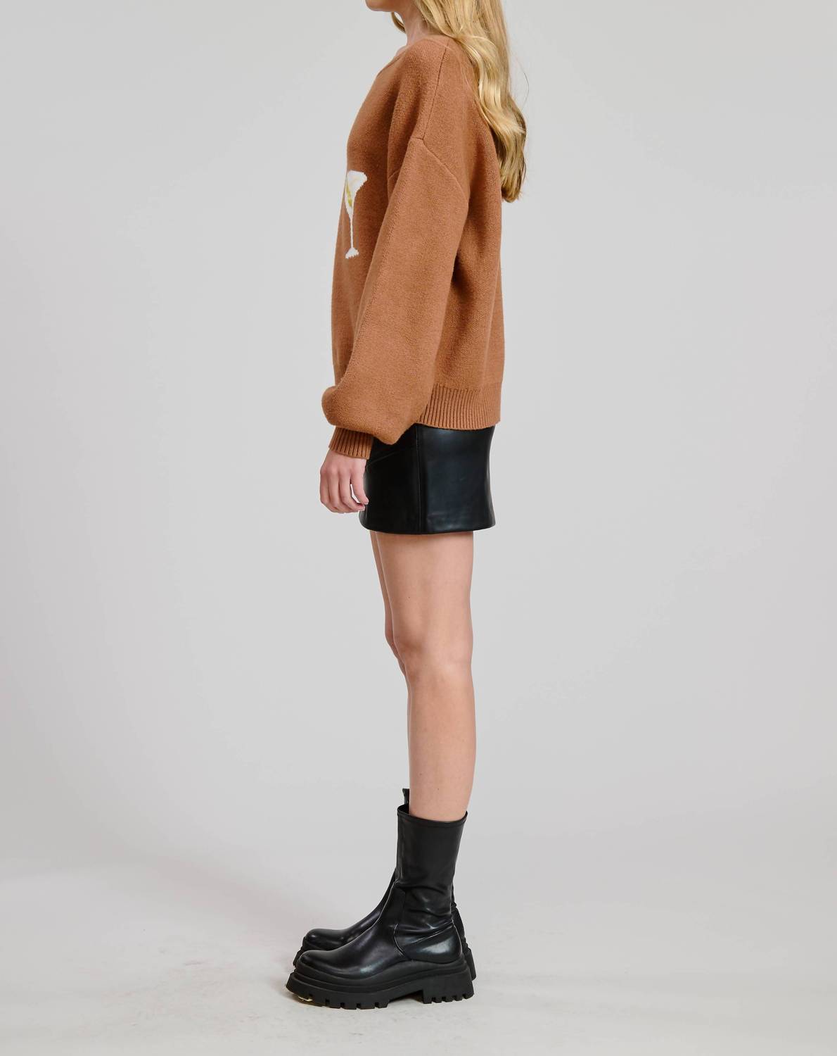 Flat White - Martini Crewneck Sweater Pullover