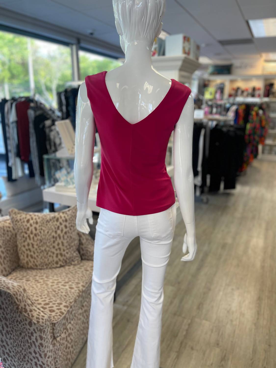 Frank Lyman - Women's Sleeveless Knit Top