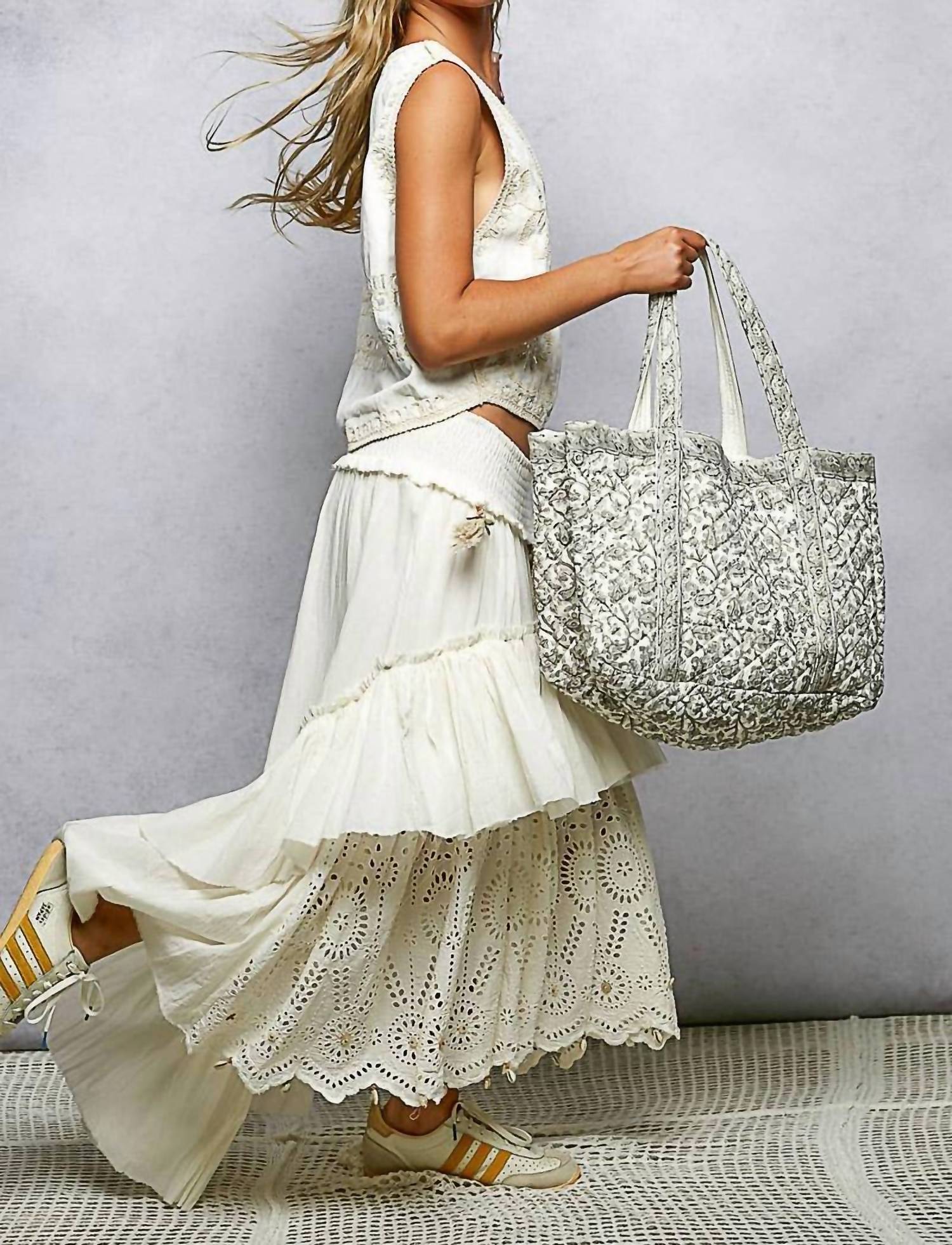Pol - Women's Hand Block-printed Quilted Floral Tote Bag