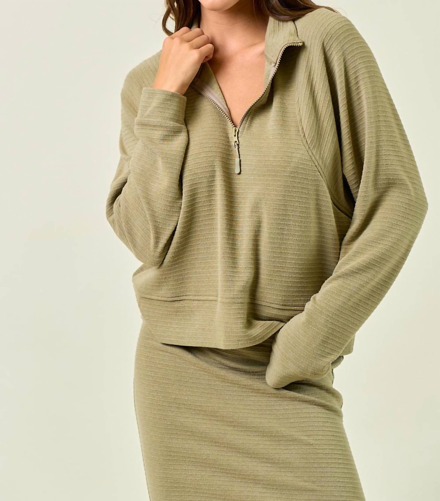 Doe And Rae - Stripe Textured Half Zip Top