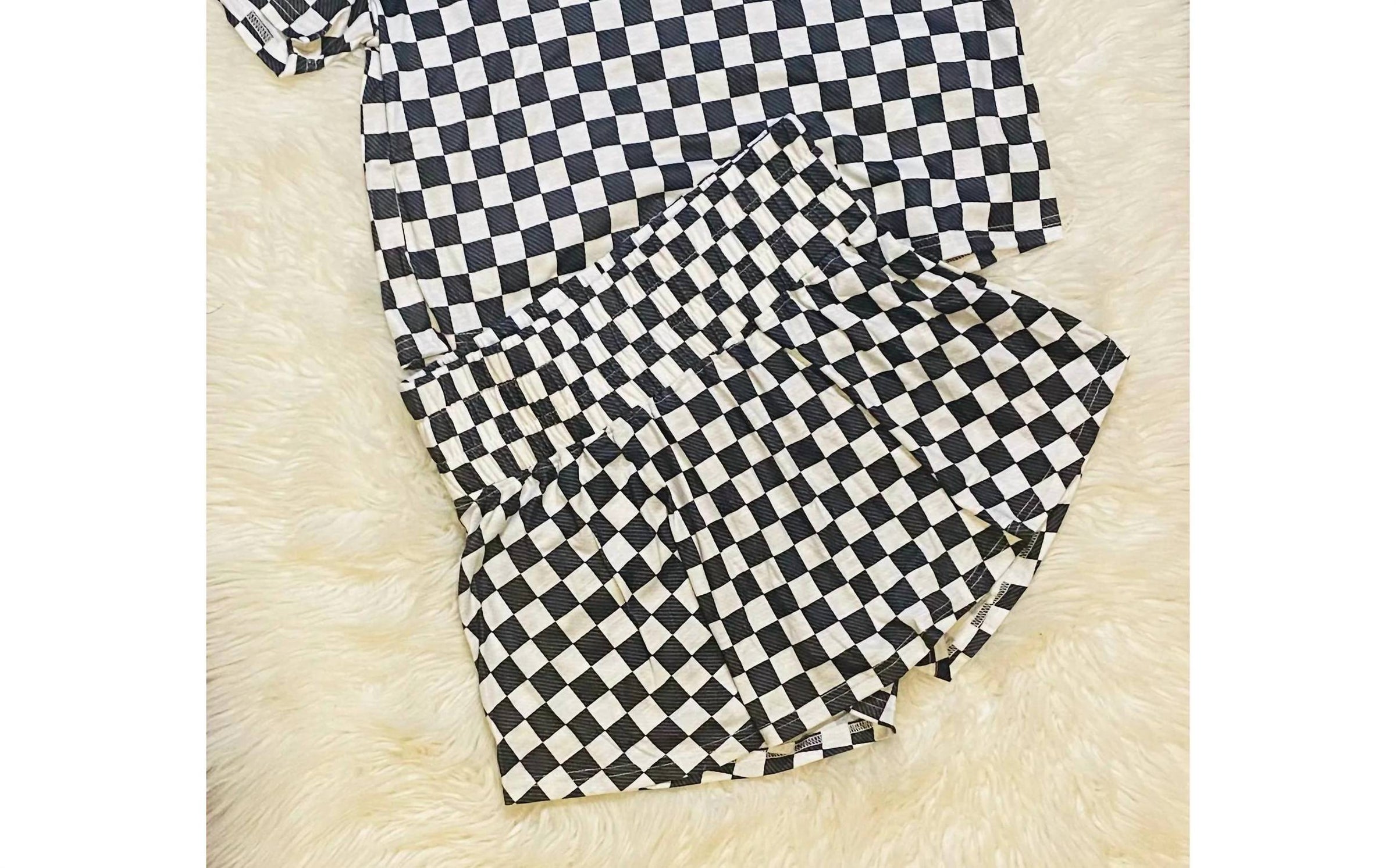 Aapparella - Checkerboard Top And High Waist Skort Set