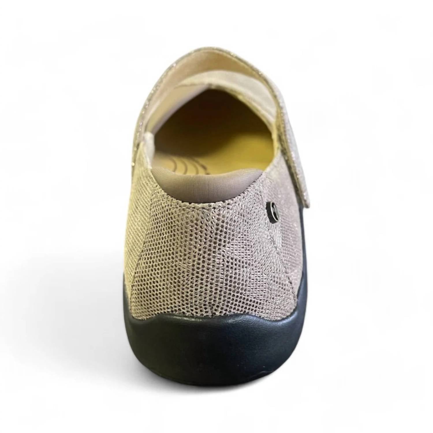 Revere - Women's Timaru Mary Jane Shoes