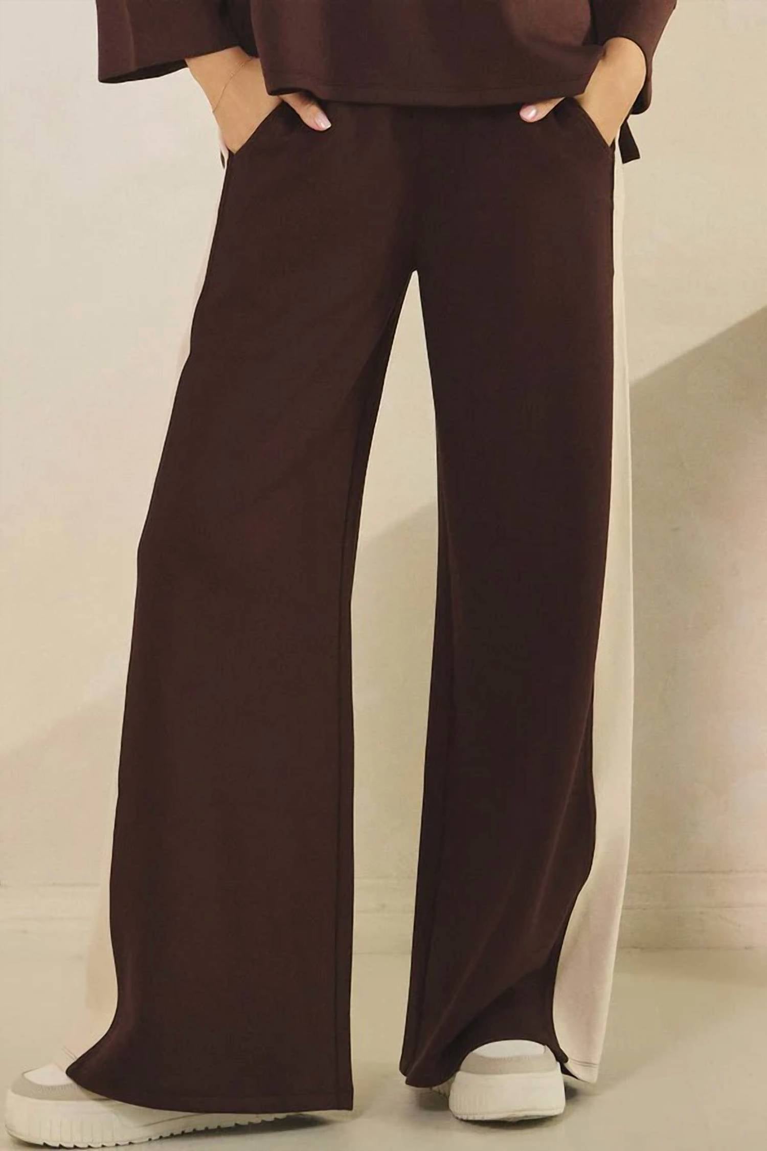 Yelete - Relaxed Fit Two-toned Wide Leg Pants