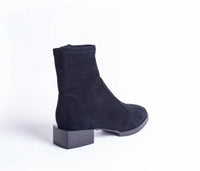 CECELIA NEW YORK Women's Kirk Boots in black - women's shoe - detail view