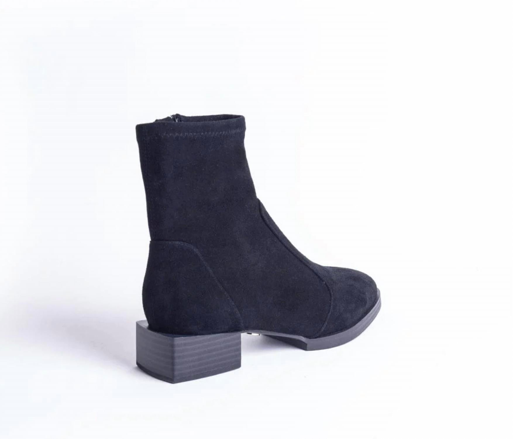 CECELIA NEW YORK Women's Kirk Boots in black - women's shoe - detail view