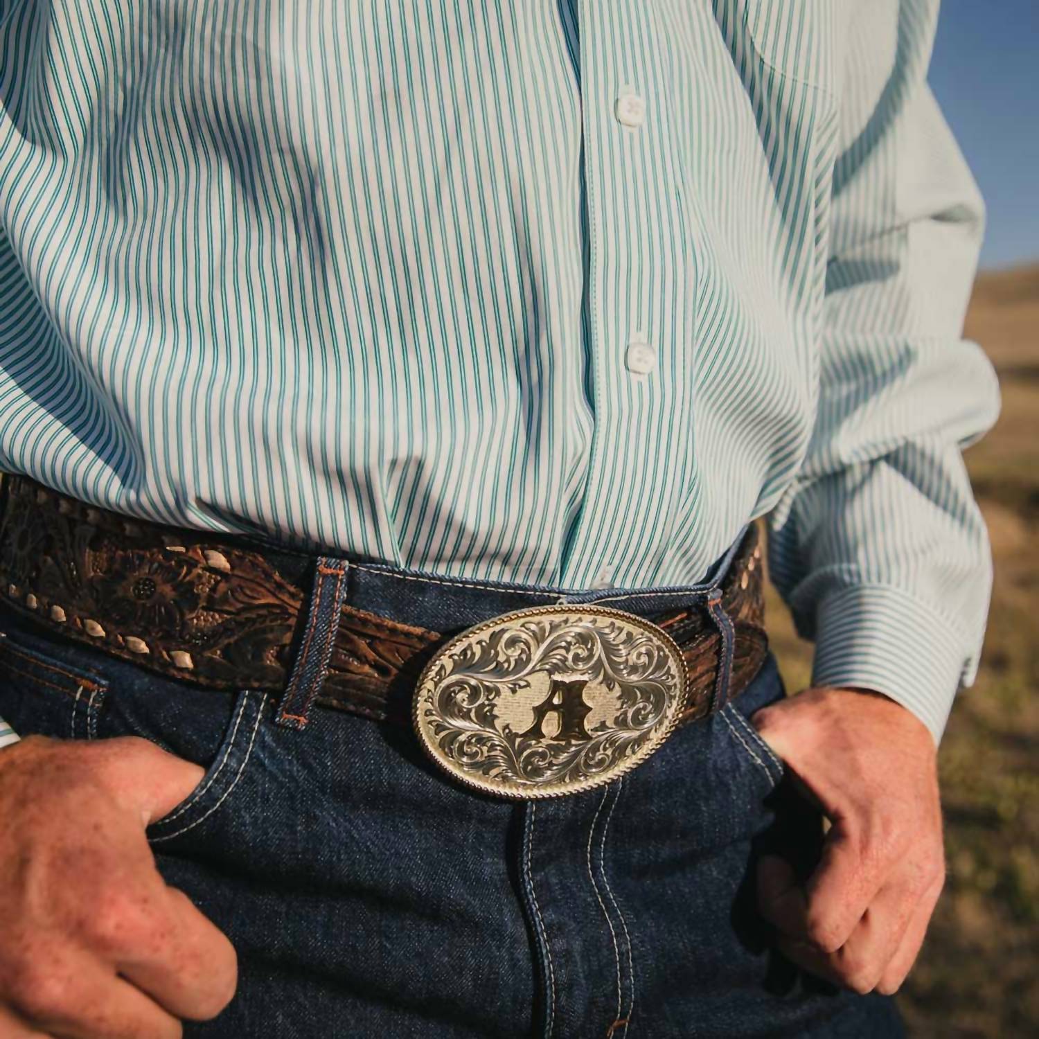 Montana Silversmiths - Men's Classic Western Oval Two Tone Initial Belt Buckle - J