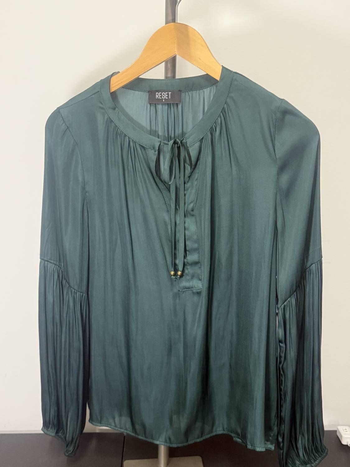 Reset By Jane - Long Sleeve Neck Tie Blouse