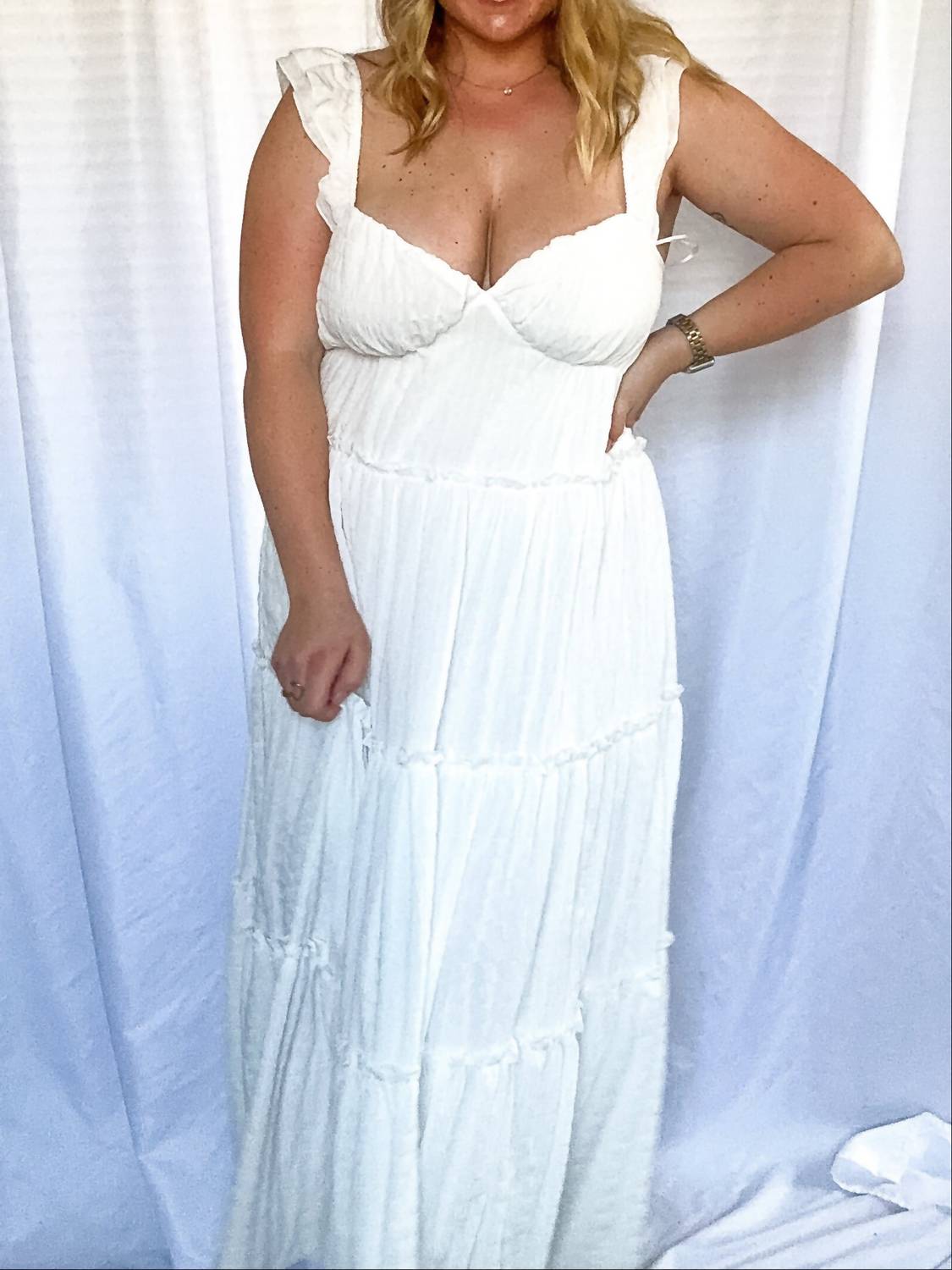 Le Lis - Faye Tiered Maxi Dress