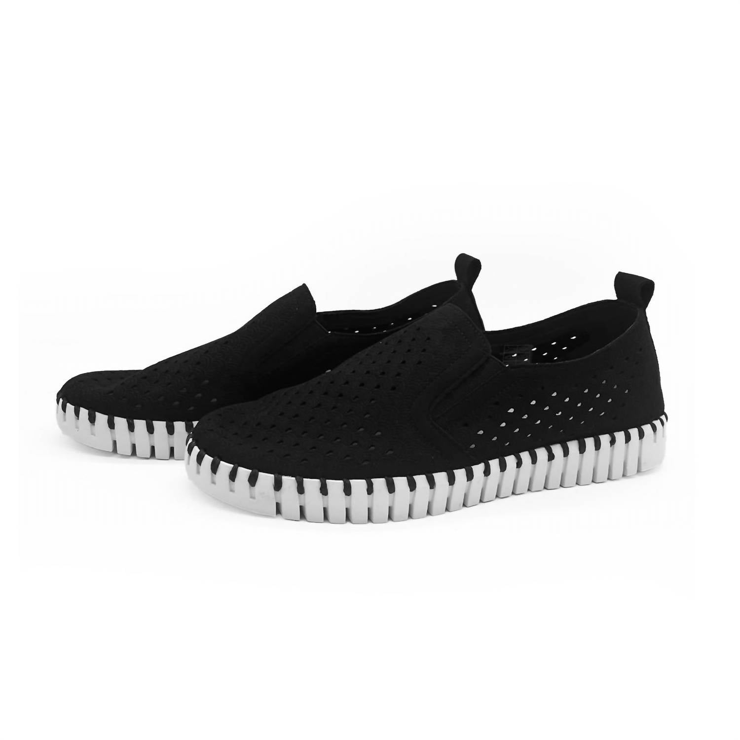 Ilse Jacobsen Women's Tulip 140 Shoe in black - women's flats - detail view