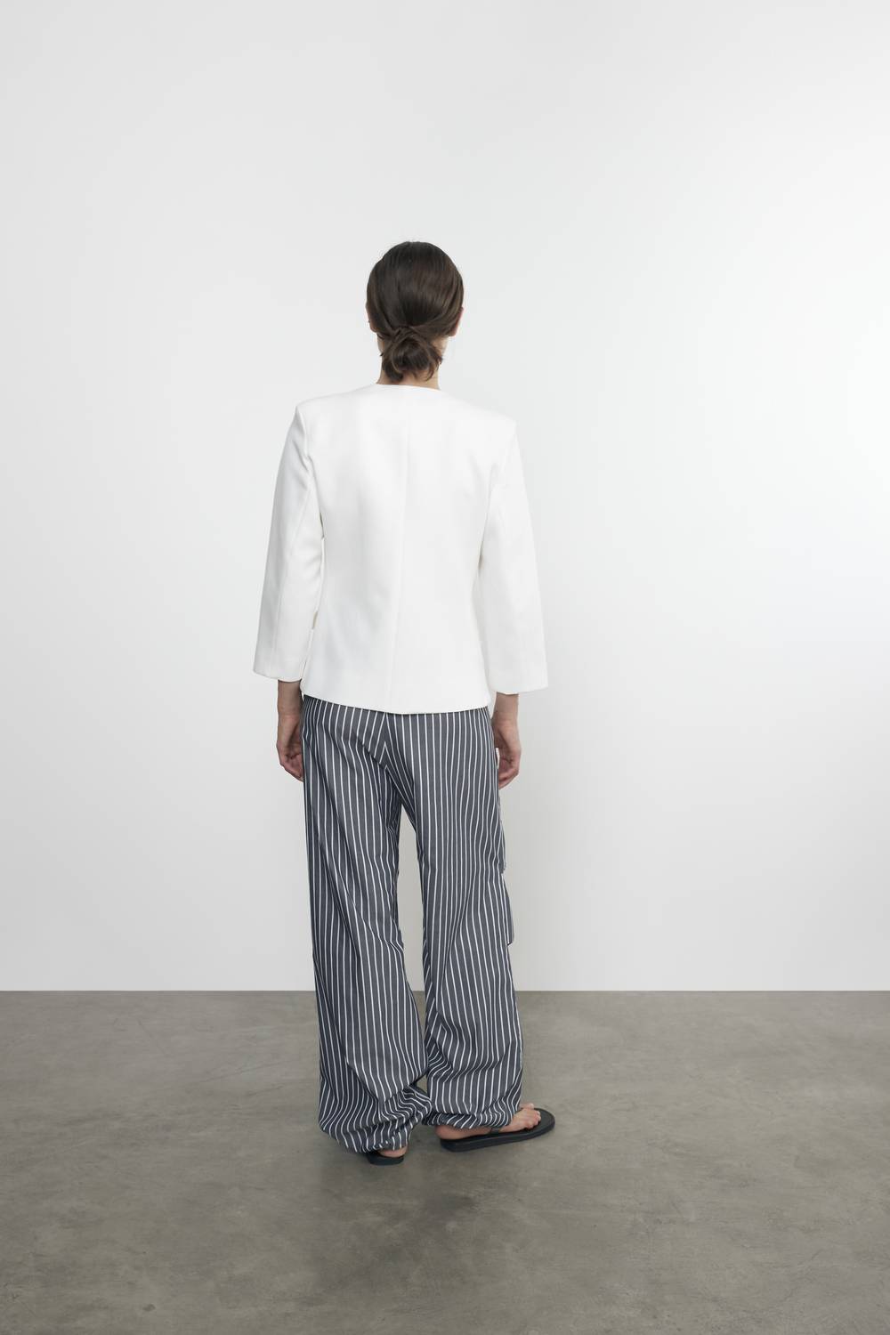 Enza Costa POPLIN FLIGHT PANT in navy white - women's pants - detail view