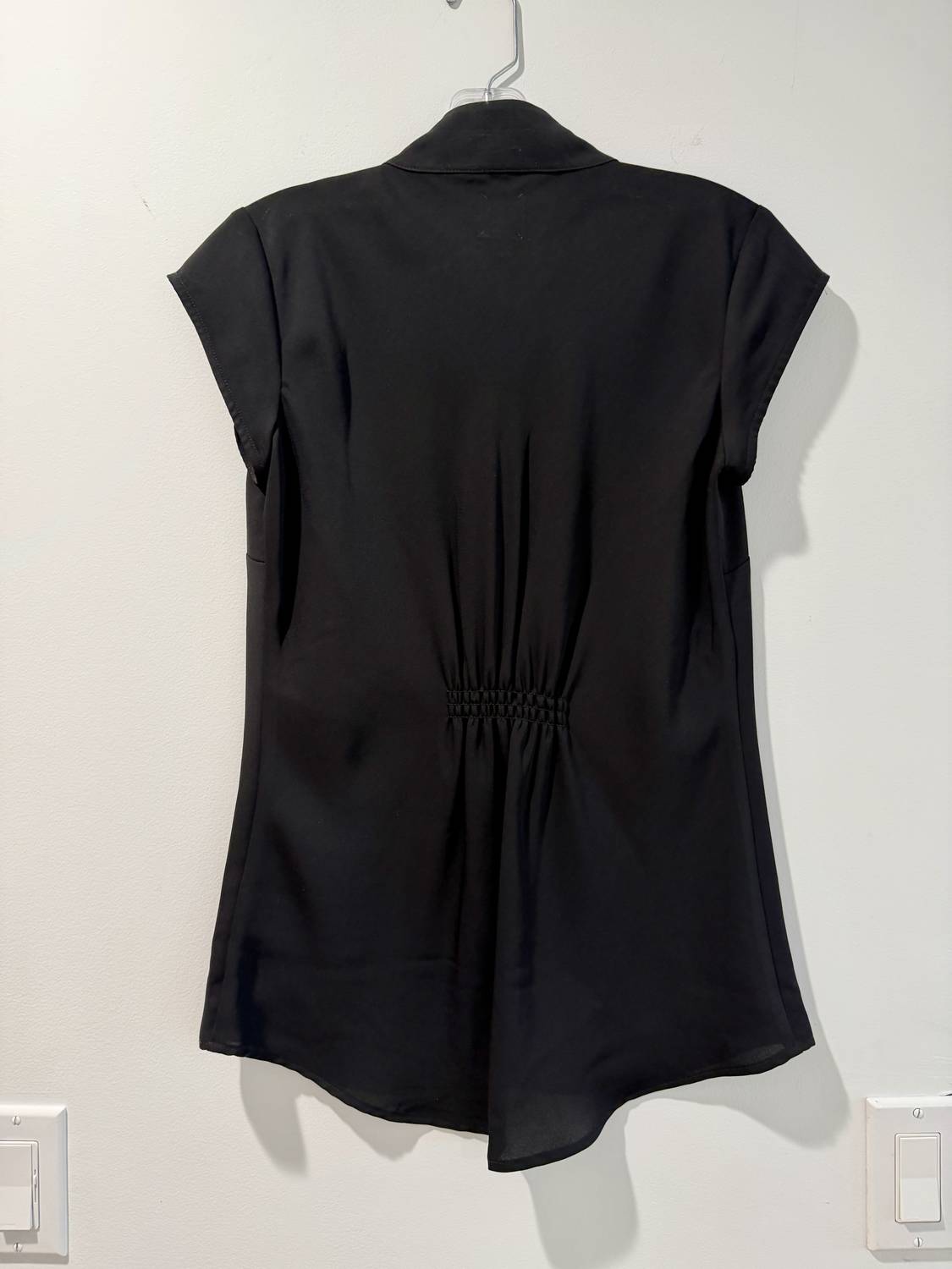 Nic + Zoe - Go To Vee Neck Top