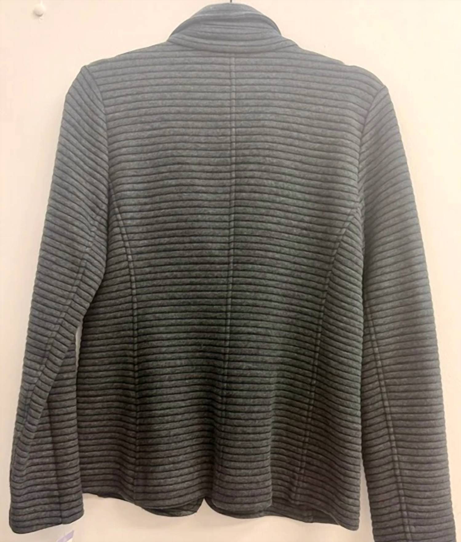 Elliott Lauren - Women's Ribbed Knit 3 Button Pockets Jacket