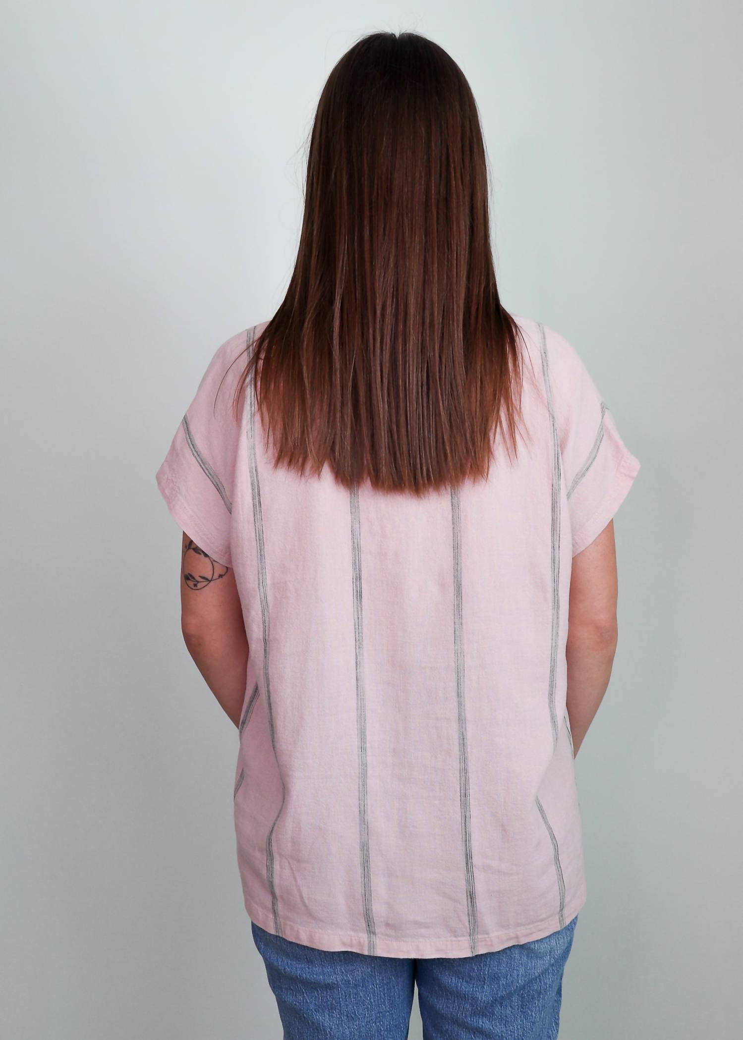 Splendid - Giada Short Sleeve Point Collar Button Front Shirt