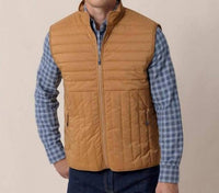 SOUTHERN TIDE Whitemarsh Packable Quilted Vest in hazelnut khaki - men's jacket - detail view
