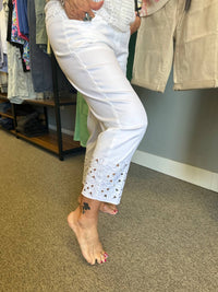 Lulu-B - Stud Design Capri Pants