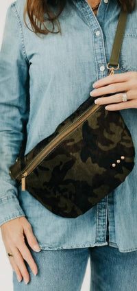 Pretty Simple Women's Westlyn Hide Bum Bag in camo - women's bag - detail view