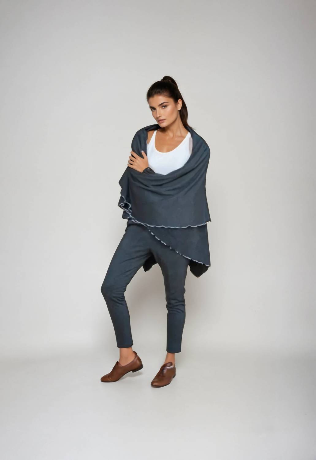 Buki - Blanket Travel Wrap