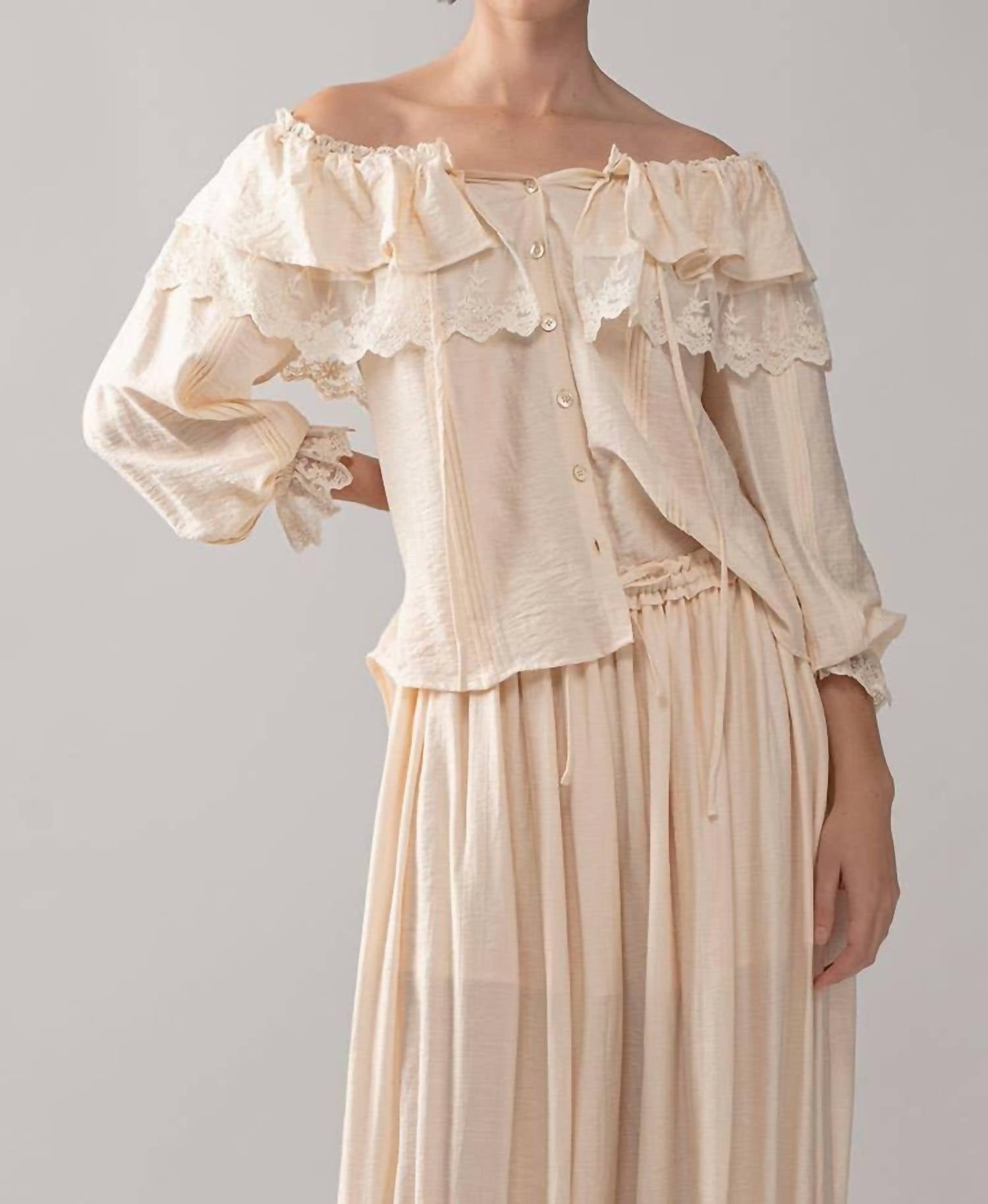 Urban Daizy - Off Shoulder Boho Lace Blouse