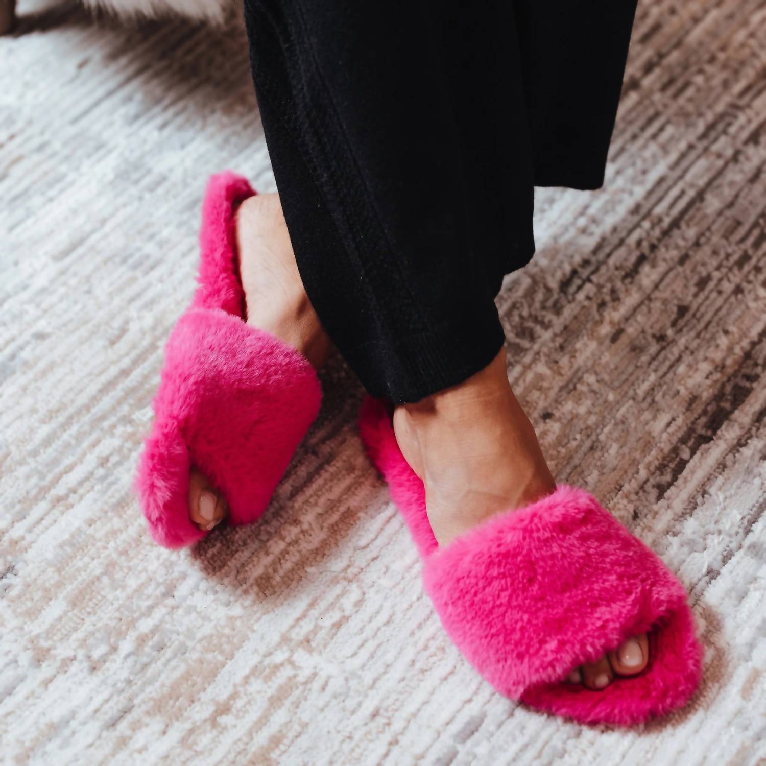 solei sea Women's Averie Slip-on Slippers in hot pink - women's shoe - detail view
