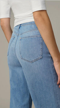 Joe'S Jeans - Mia Wide Leg Jeans - 32"