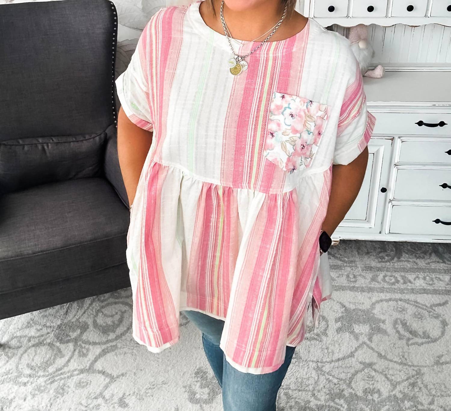 Sage+Fig - In My Mind Babydoll Short Sleeve Top