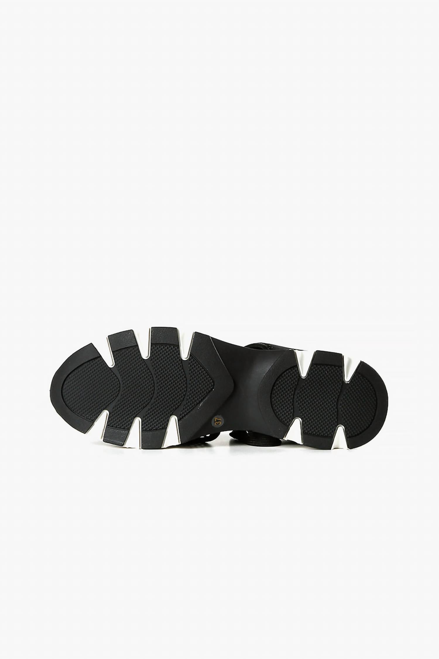 All Black - Women's Amazing Mesh Fashion Sneaker