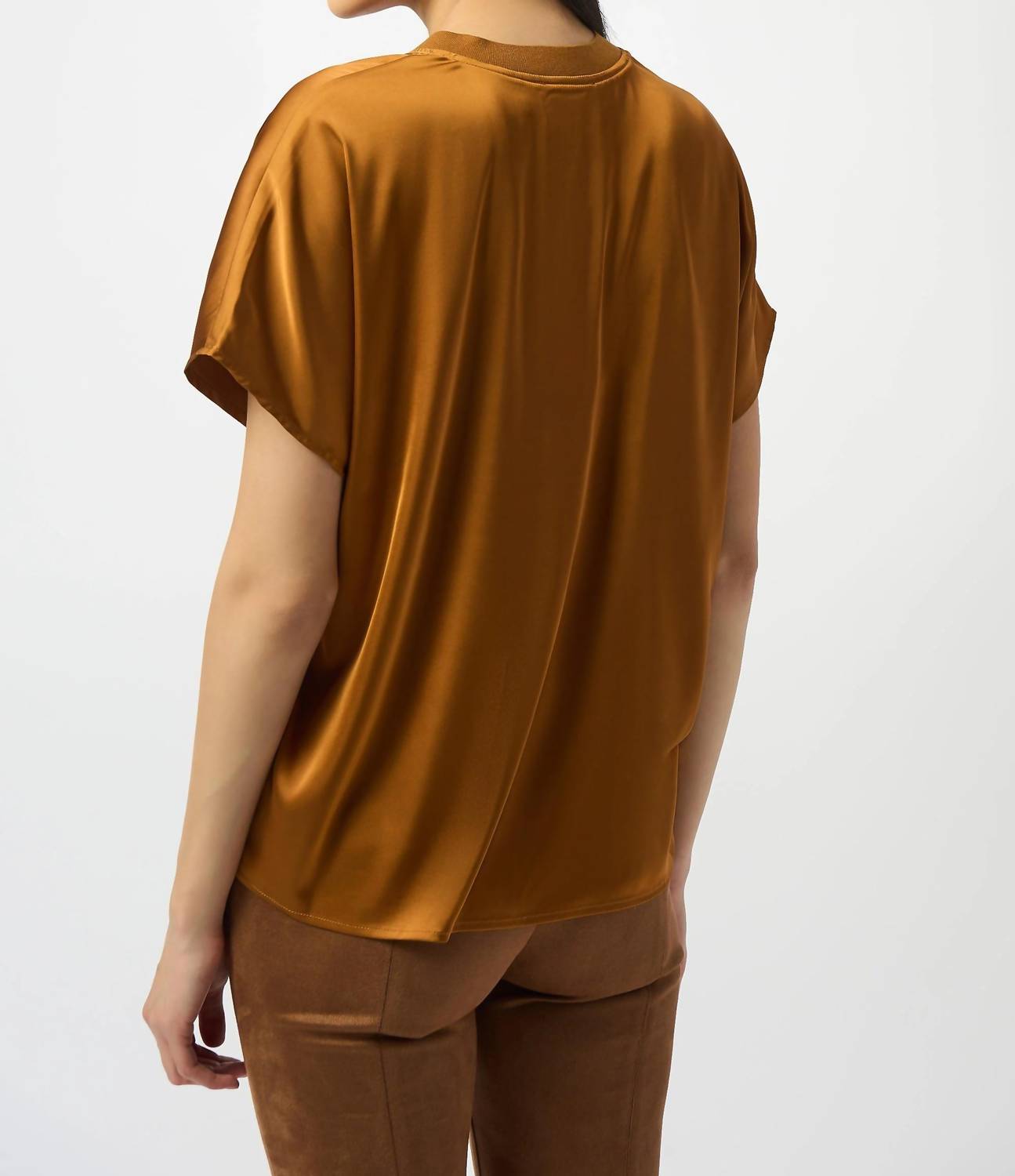 Joseph Ribkoff - V-neck Short Sleeve Boxy Satin Top